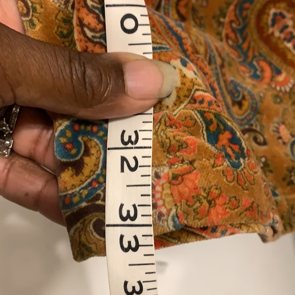 Not the same pants - Picture 5 of 11